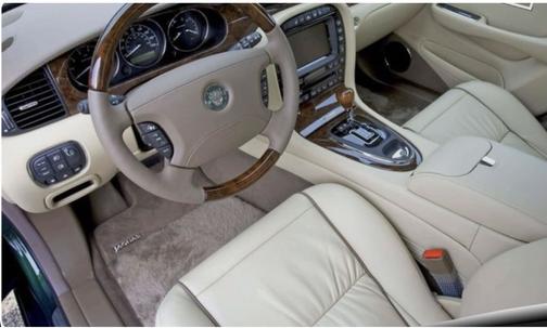 2000 Jaguar XJ8 L