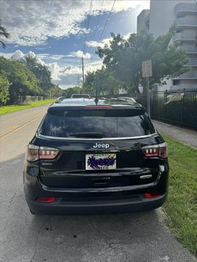 Black 2018 Jeep Compass Latitude