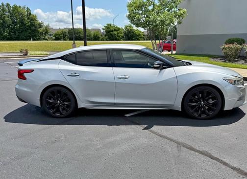 2017 Nissan Maxima 3.5 SR