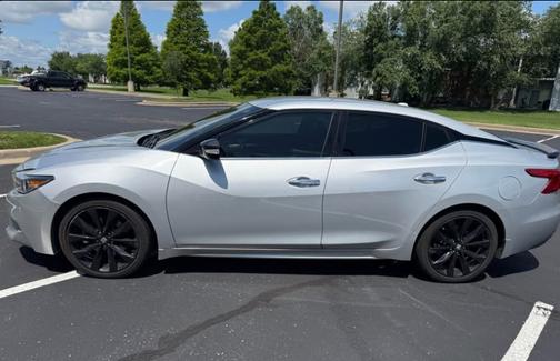 2017 Nissan Maxima 3.5 SR