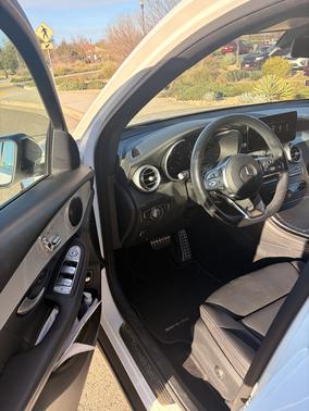 White 2021 Mercedes-Benz GLC 300 4MATIC