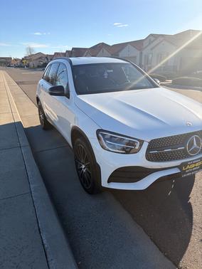White 2021 Mercedes-Benz GLC 300 4MATIC