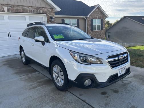 2018 Subaru Outback 2.5i Premium