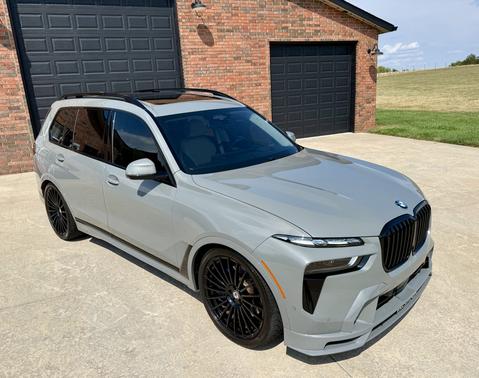 Gray 2025 BMW ALPINA XB7 Base