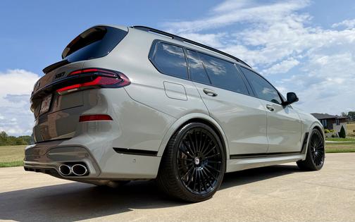 Gray 2025 BMW ALPINA XB7 Base