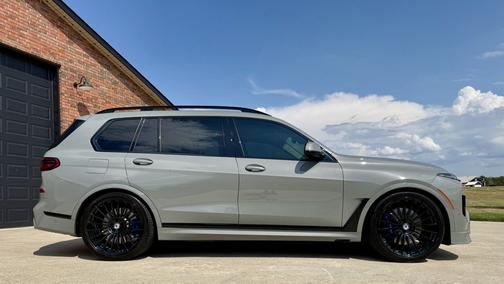 Gray 2025 BMW ALPINA XB7 Base