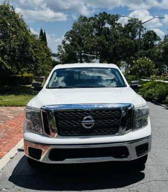 2017 Nissan Titan SV