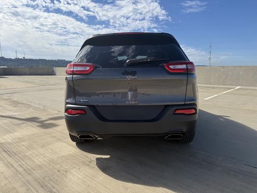 2018 Jeep Cherokee Latitude
