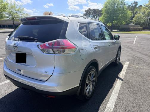 2015 Nissan Rogue SL
