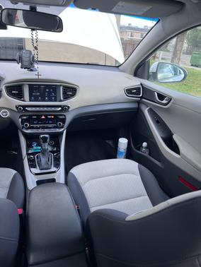 2018 Hyundai IONIQ Hybrid Blue