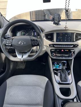 2018 Hyundai IONIQ Hybrid Blue