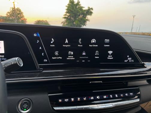 2022 Cadillac Escalade Premium Luxury