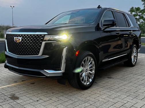 2022 Cadillac Escalade Premium Luxury