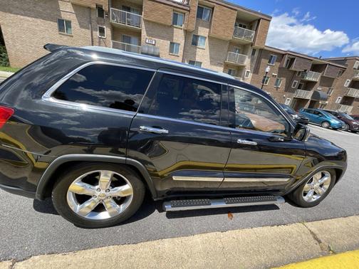 Black 2012 Jeep Grand Cherokee Overland