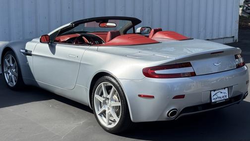 Silver 2008 Aston Martin V8 Vantage Base