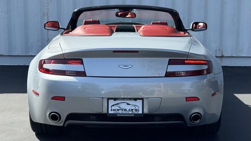 Silver 2008 Aston Martin V8 Vantage Base