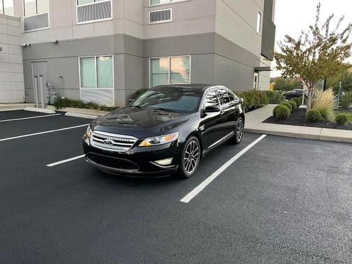 Black 2011 Ford Taurus SHO