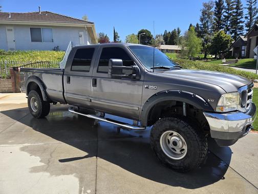 2002 Ford F-350 XLT Crew Cab Super Duty