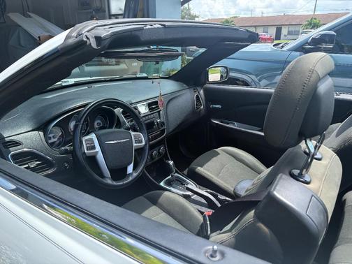 White 2012 Chrysler 200 Touring