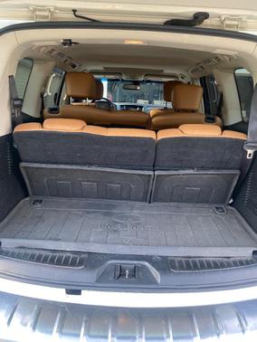 White 2016 INFINITI QX80 Base