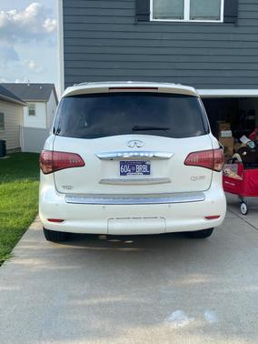 White 2016 INFINITI QX80 Base