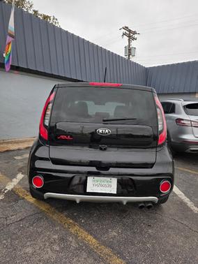 Black 2018 Kia Soul !