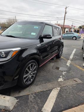 Black 2018 Kia Soul !