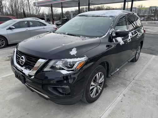 2018 Nissan Pathfinder S