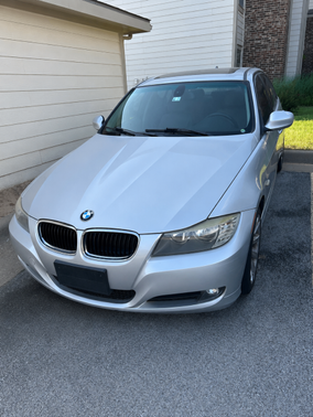 Silver 2011 BMW 328 i