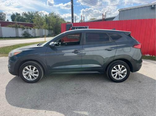 2019 Hyundai TUCSON SE