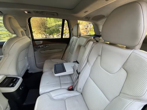 2017 Volvo XC90 Hybrid T8 Inscription