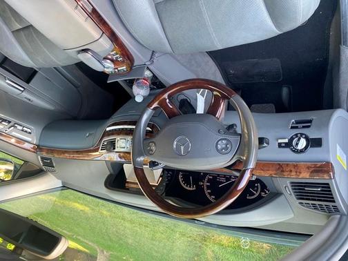 Blue 2007 Mercedes-Benz S-Class S 550