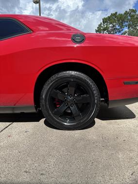 Red 2014 Dodge Challenger SXT