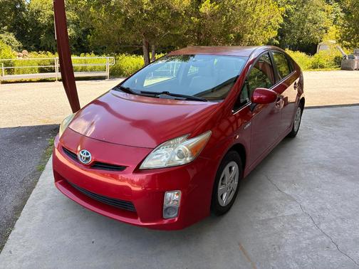 Red 2011 Toyota Prius II