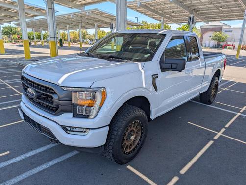 White 2021 Ford F-150 XLT