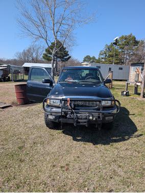 2004 Toyota Tacoma Base