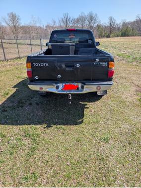2004 Toyota Tacoma Base