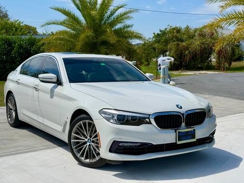 White 2018 BMW 530e xDrive iPerformance