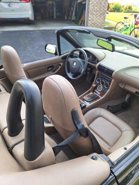 Black 2001 BMW Z3 3.0i Roadster