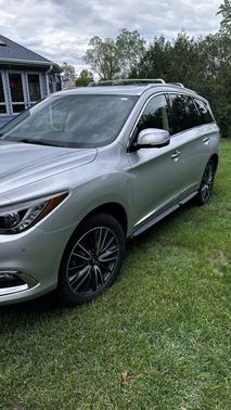 Silver 2019 INFINITI QX60 LUXE