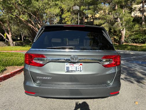 Green 2019 Honda Odyssey EX-L