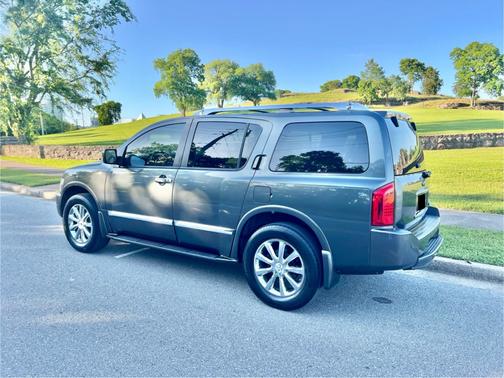 2008 INFINITI QX56 Base