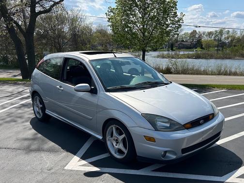 Silver 2002 Ford Focus SVT