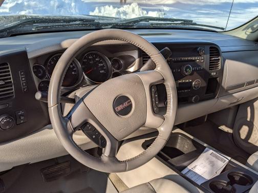 Photo 1 of 8 of 2008 GMC Sierra 1500 SLE2 Extended Cab