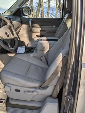 Photo 3 of 8 of 2008 GMC Sierra 1500 SLE2 Extended Cab