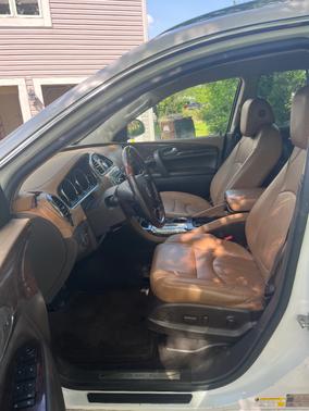White 2017 Buick Enclave Leather