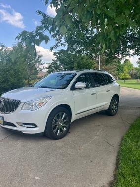 White 2017 Buick Enclave Leather