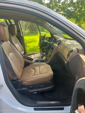 White 2017 Buick Enclave Leather
