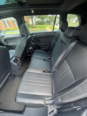 Silver 2023 Volkswagen Tiguan 2.0T SE R-Line Black