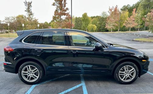 2016 Porsche Cayenne Cayenne